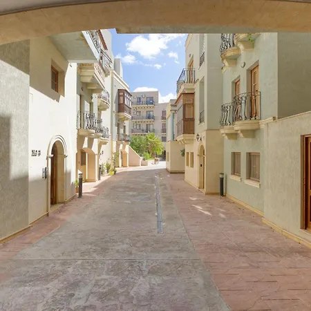 Cosy 1br With Sofabed & Balcony In St'julians By 360 Estates Lägenhet
