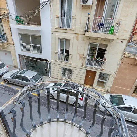 Cosy 1br With Sofabed & Balcony In St'julians By 360 Estates Διαμέρισμα Saint Julian's