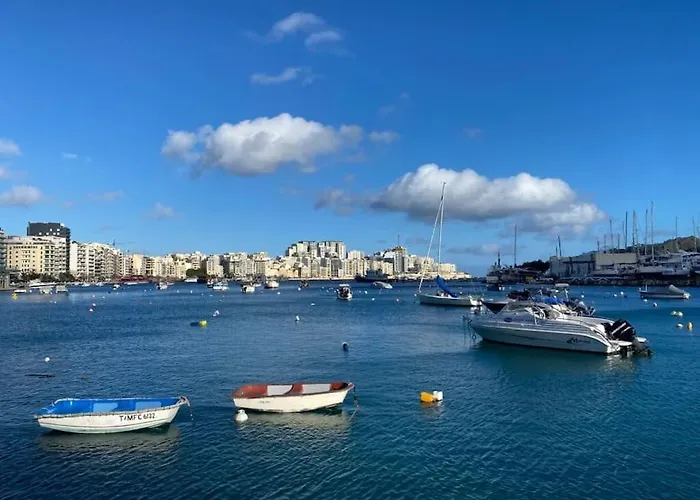 Cosy 1br With Sofabed & Balcony In St'julians By 360 Estates アパート Saint Julian's