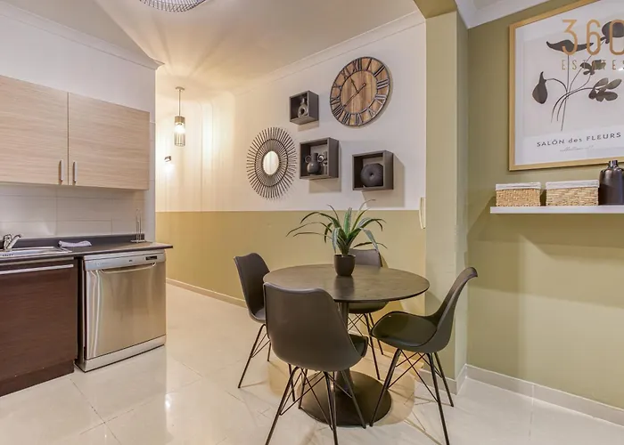 Cosy 1br With Sofabed & Balcony In St'julians By 360 Estates